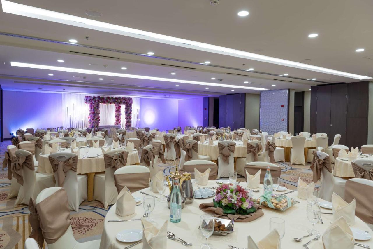 Radisson Blu Hotel, Jeddah Corniche מראה חיצוני תמונה The Grand Ballroom